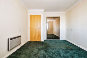 BEDROOM- click for photo gallery